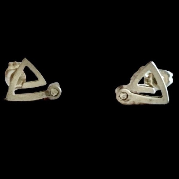 925 Silver & Diamond Triangle Pattern Post Pierced Earrings Woman’s Jewelry - Picture 2 of 8